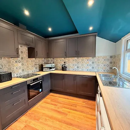 Toronto House 6 Bedroom Long * Μπρίστολ