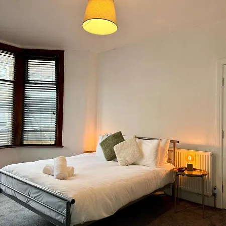Holiday home Toronto House 6 Bedroom Long *