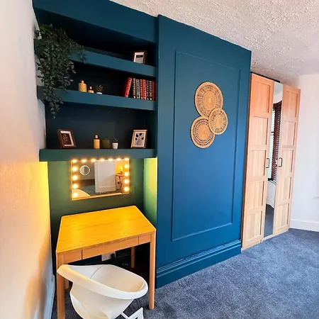 Holiday home Toronto House 6 Bedroom Long